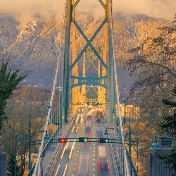 Meet your Posher, Angie - Picture 1 of 1